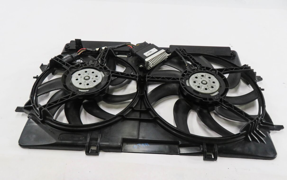 Thumbnail 4: 2009-2017 AUDI A4 A5 Q5 S4 (B8 8T 8R) 2.0L / 3.0L / 3.2L - RADIATOR COOLING FAN