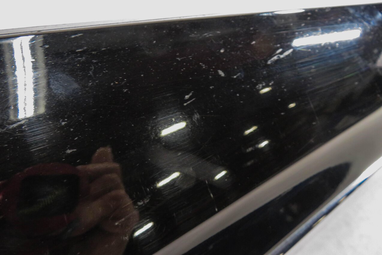 Thumbnail 7: 2013 AUDI Q5 (B8 8R) LEFT FRONT DRIVER DOOR LOWER MOULDING TRIM (BRILLANT BLACK)