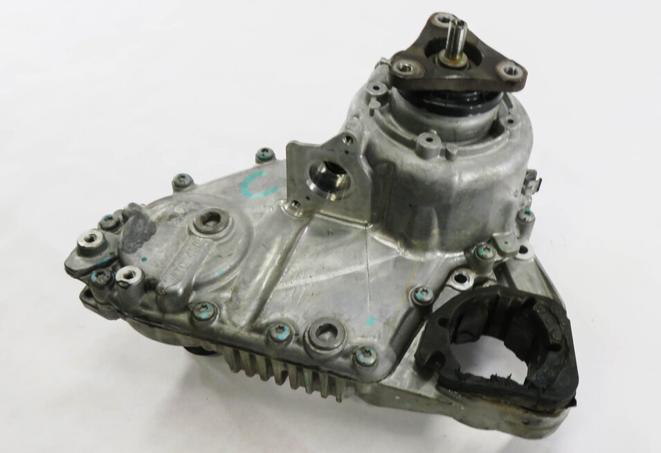 Thumbnail 2: 2011-2012 BMW X5 X6 3.0L / 3.0T TURBO - ATC 450 FRONT TRANSFER CASE ASSEMBLY