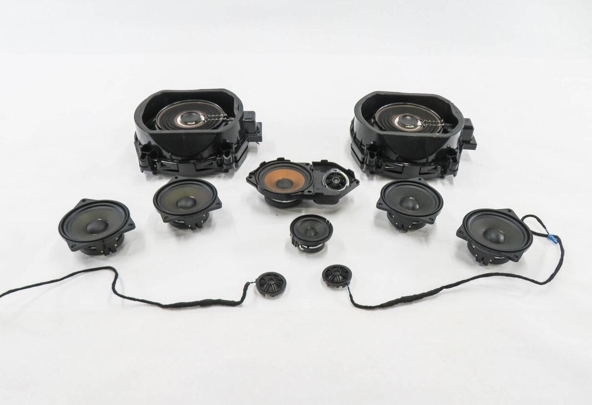 Thumbnail 2: 2012 BMW X5 (E70) RADIO STEREO SUBWOOFER TWEETER SPEAKER SET