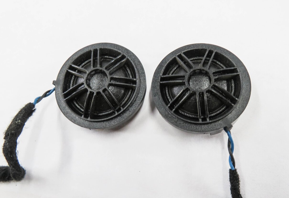 Thumbnail 8: 2012 BMW X5 (E70) RADIO STEREO SUBWOOFER TWEETER SPEAKER SET