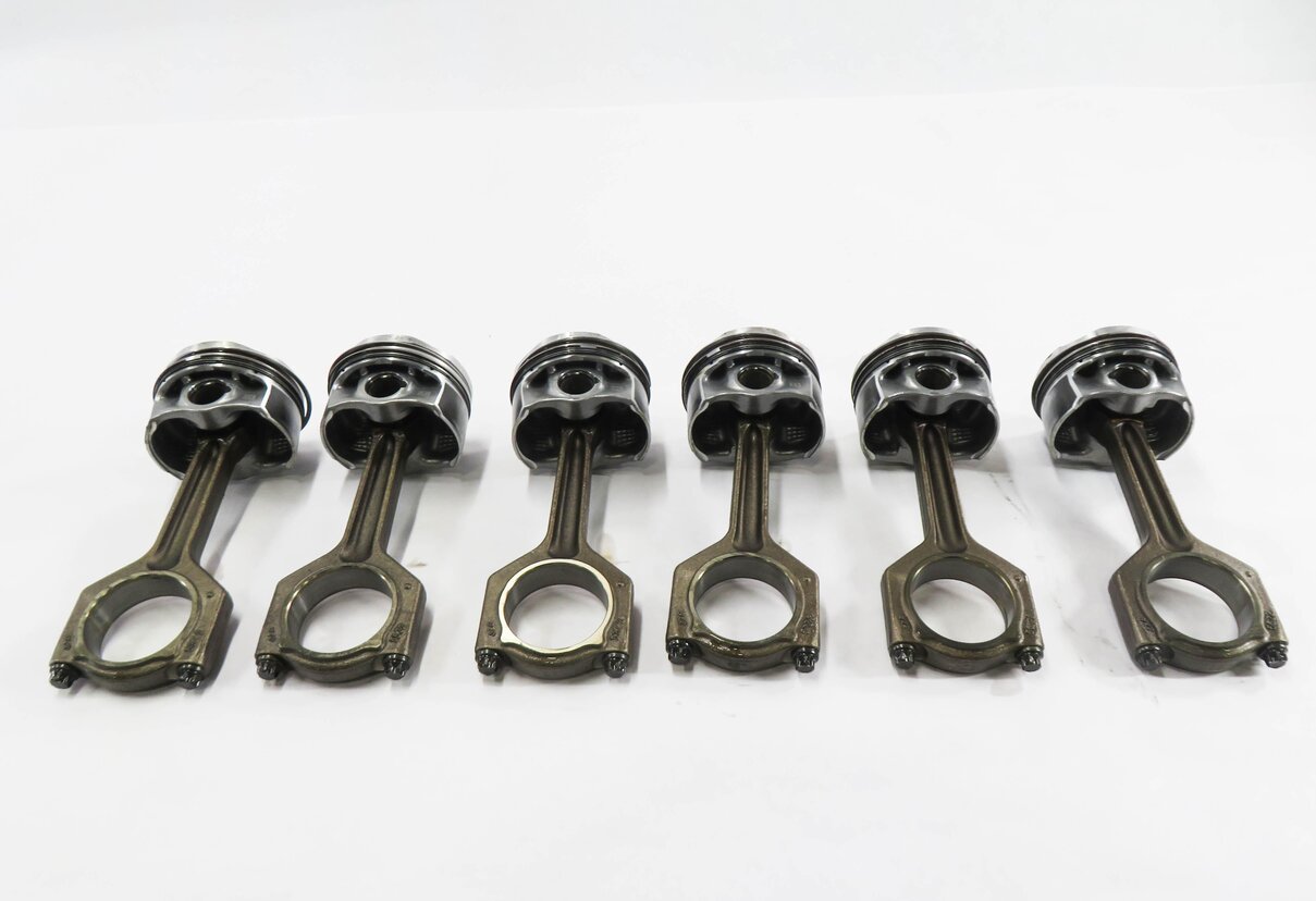 Thumbnail 4: BMW 1/3/5/6/7/X1/X3/X5/X6 3.0L N55 TURBO ENGINE - PISTON w/ CONNECTING ROD SET