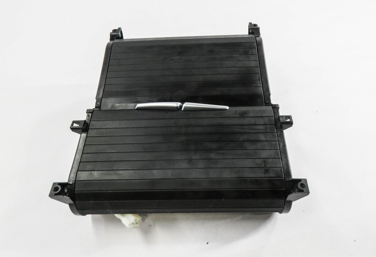 Thumbnail 2: 2012 BMW X5 (E70) FRONT CENTER CONSOLE DRINK CUP HOLDER w/ASH TRAY
