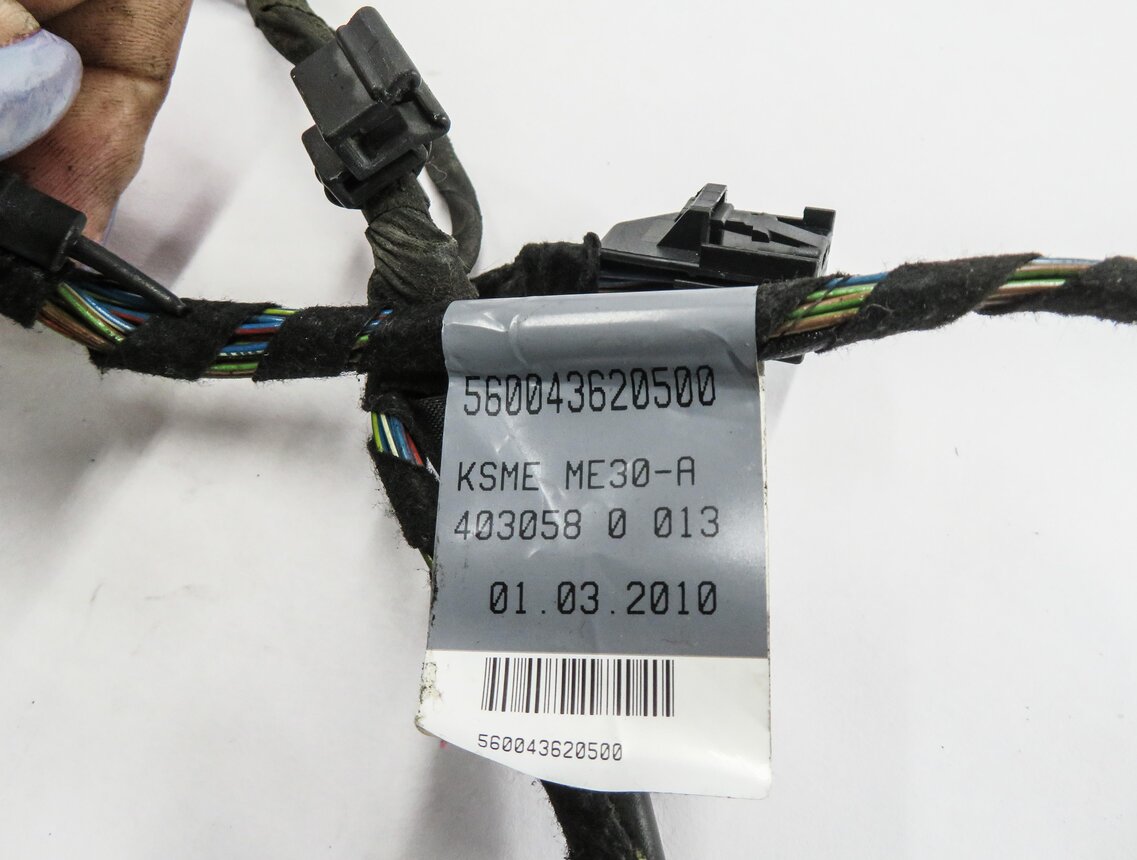 Thumbnail 4: 2010 AUDI S4 (B8 8K) REAR PDC PARK DISTANCE SENSOR SET w/ HARNESS (BLACK)
