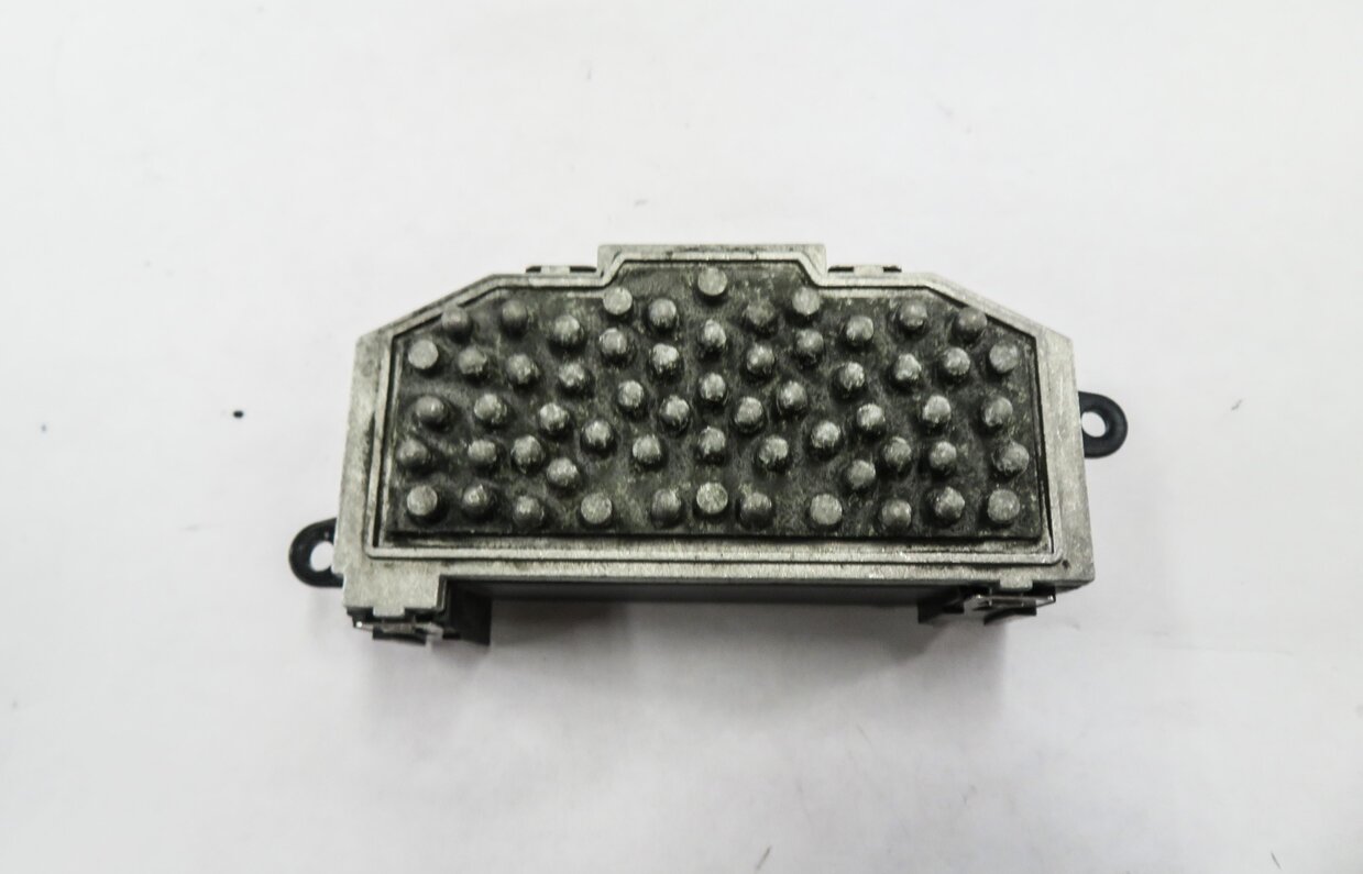 Thumbnail 2: 2010 AUDI S4 (B8 8K) FRONT HEATER A/C BLOWER FAN MOTOR SPEED RESISTOR