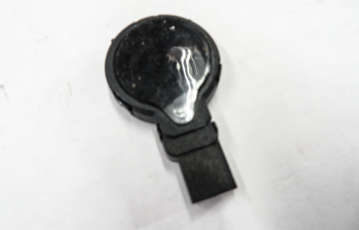 2010 AUDI S4 (B8 8K) FRONT WINDSHIELD RAIN WATER SOLAR LIGHT SENSOR (RLS)