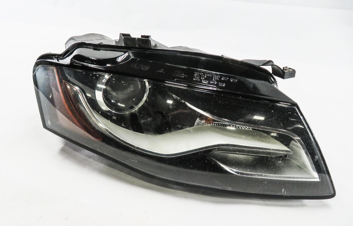 2009-2012 AUDI A4 S4 (B8 8K) RIGHT - XENON HID HEADLIGHT LIGHT LAMP (NON AFS)