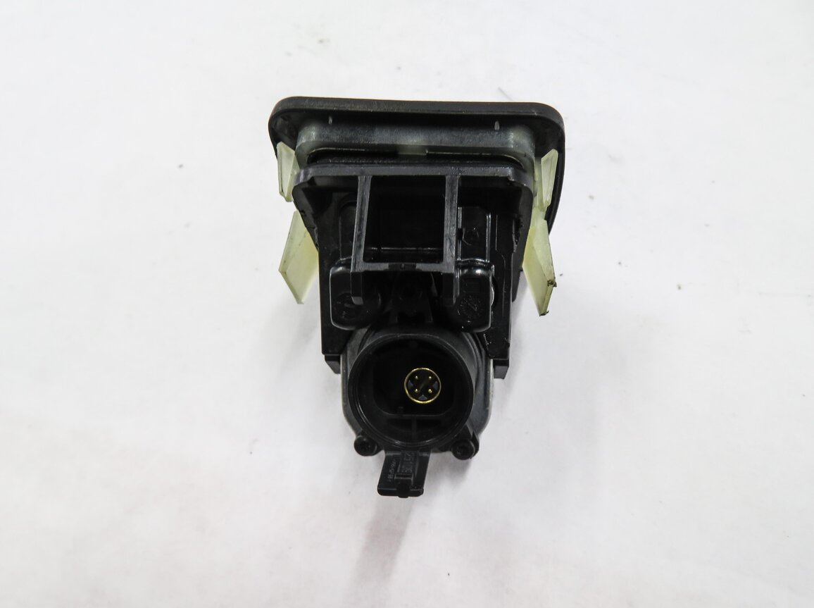 Thumbnail 4: 2009-2018 BMW 2 / 3 / 4 / 5 / 7 / M5 / X3 / X5 / X6 SERIES BACKUP REVERSE CAMERA