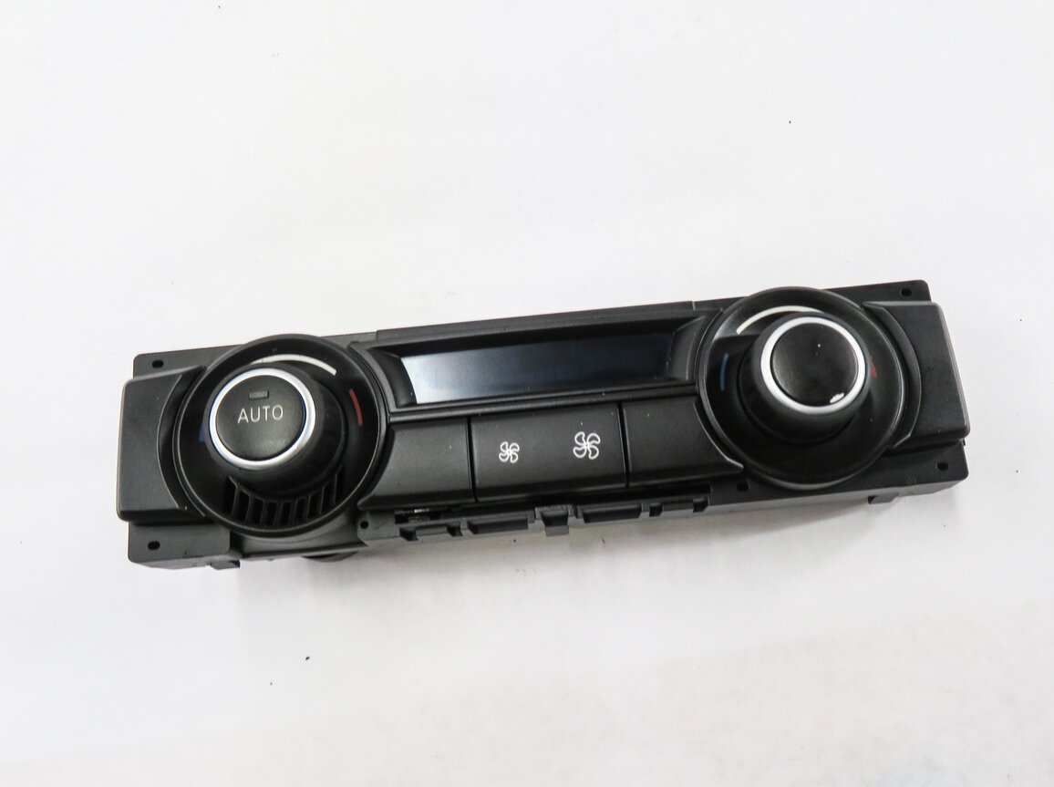 Thumbnail 3: 2007-2013 BMW X5 (E70) REAR HEATER A/C CLIMATE TEMPERATURE CONTROL PANEL