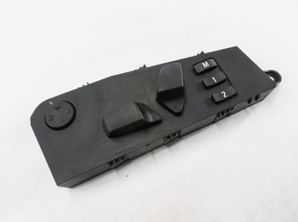 2013 BMW X5 (E70) LEFT FRONT DRIVER MEMORY SEAT ADJUSTMENT SWITCH BUTTON (BLACK)
