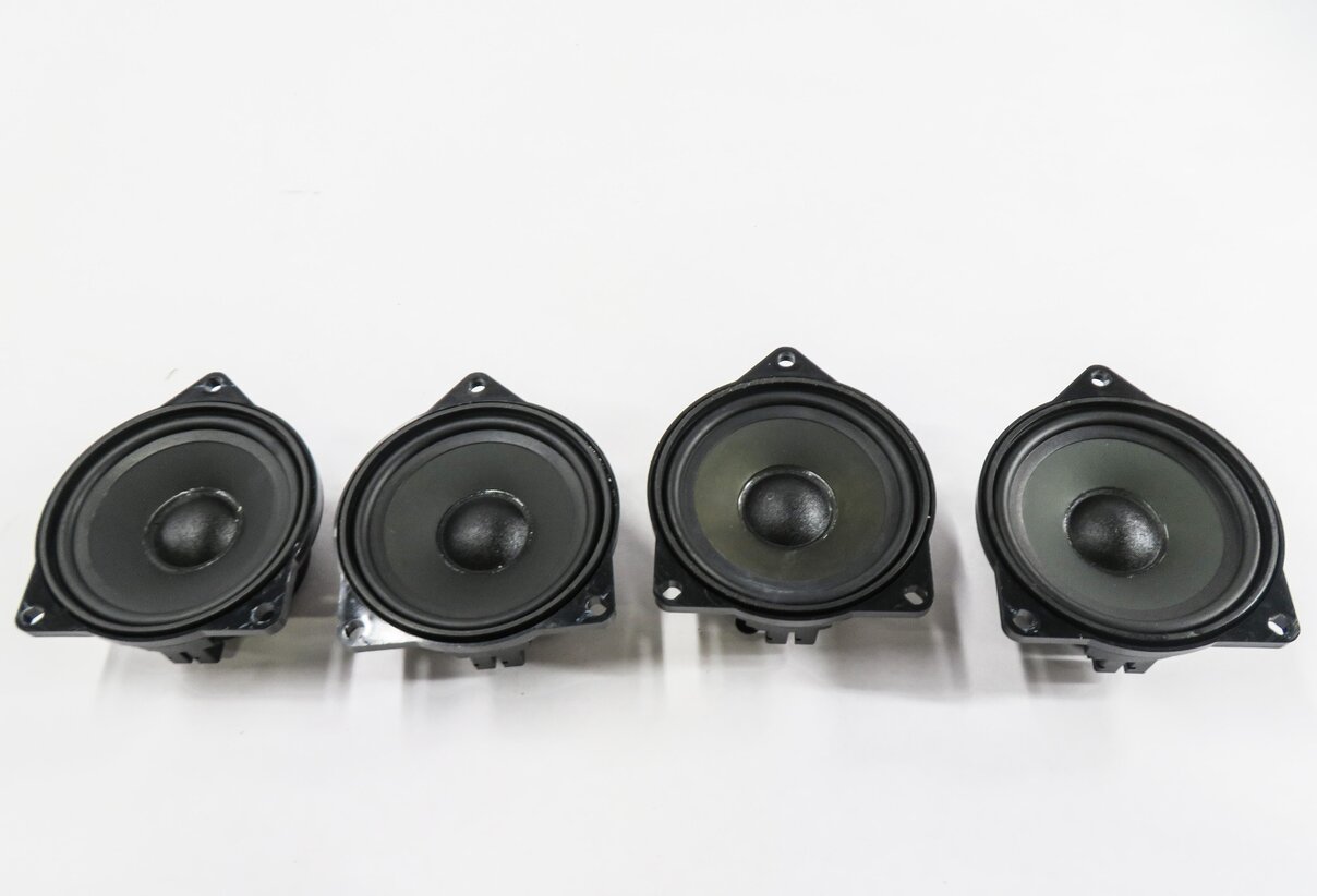 Thumbnail 6: 2013 BMW X5 (E70) RADIO STEREO SPEAKER SET-10