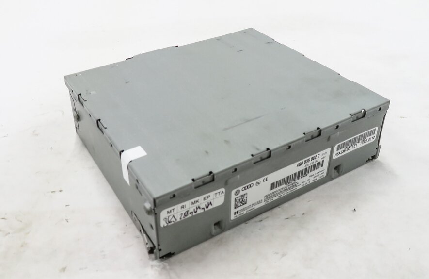 2012 AUDI A6 (C7) AM/FM RADIO STEREO RECEIVER MODULE
