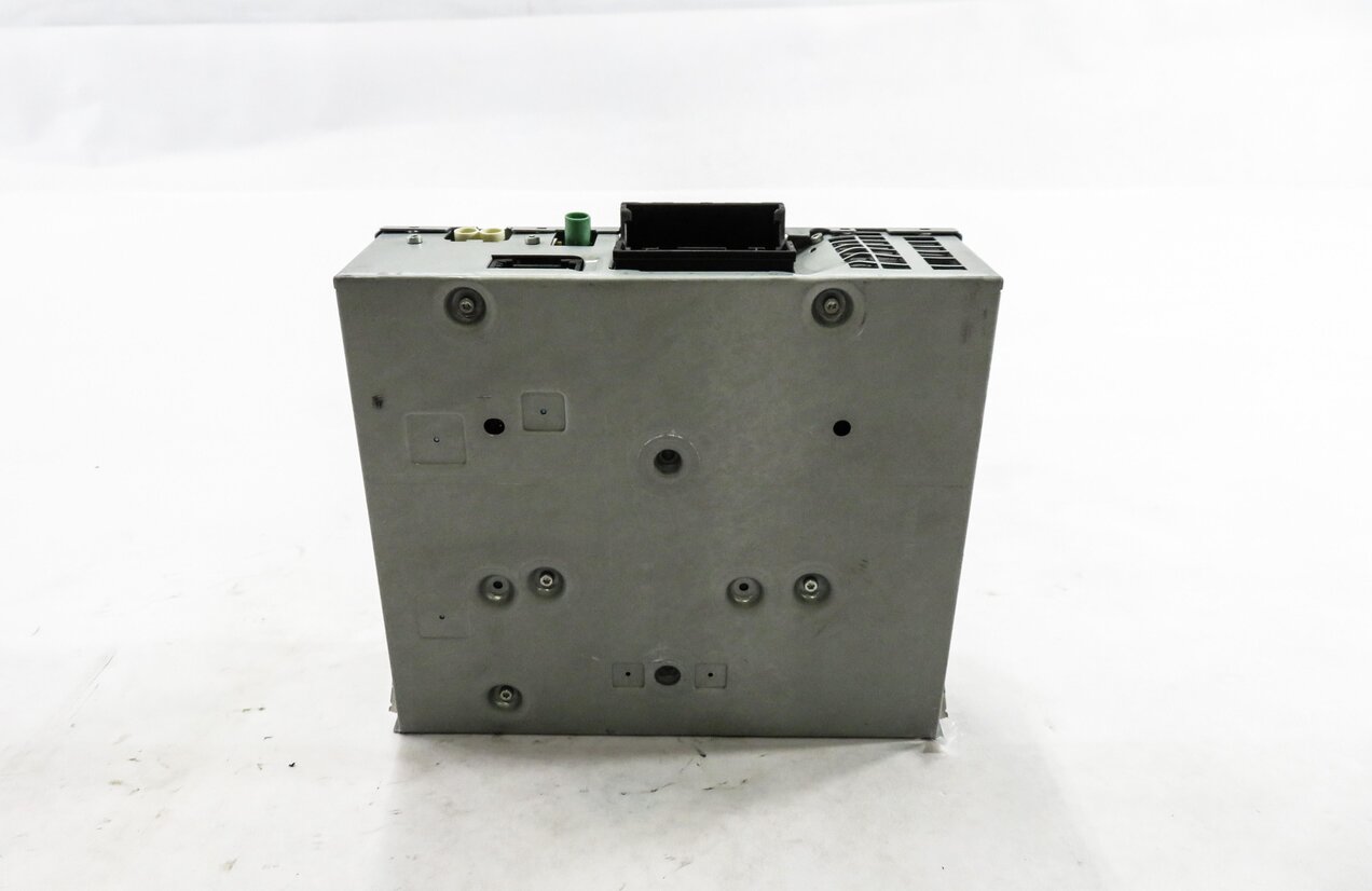 Thumbnail 4: 2012 AUDI A6 (C7) AM/FM RADIO STEREO RECEIVER MODULE