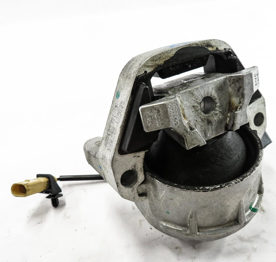 2012 AUDI A6 (C7) 3.0L CGXB SUPERCHARGED ENGINE- RIGHT ENGINE MOTOR MOUNT