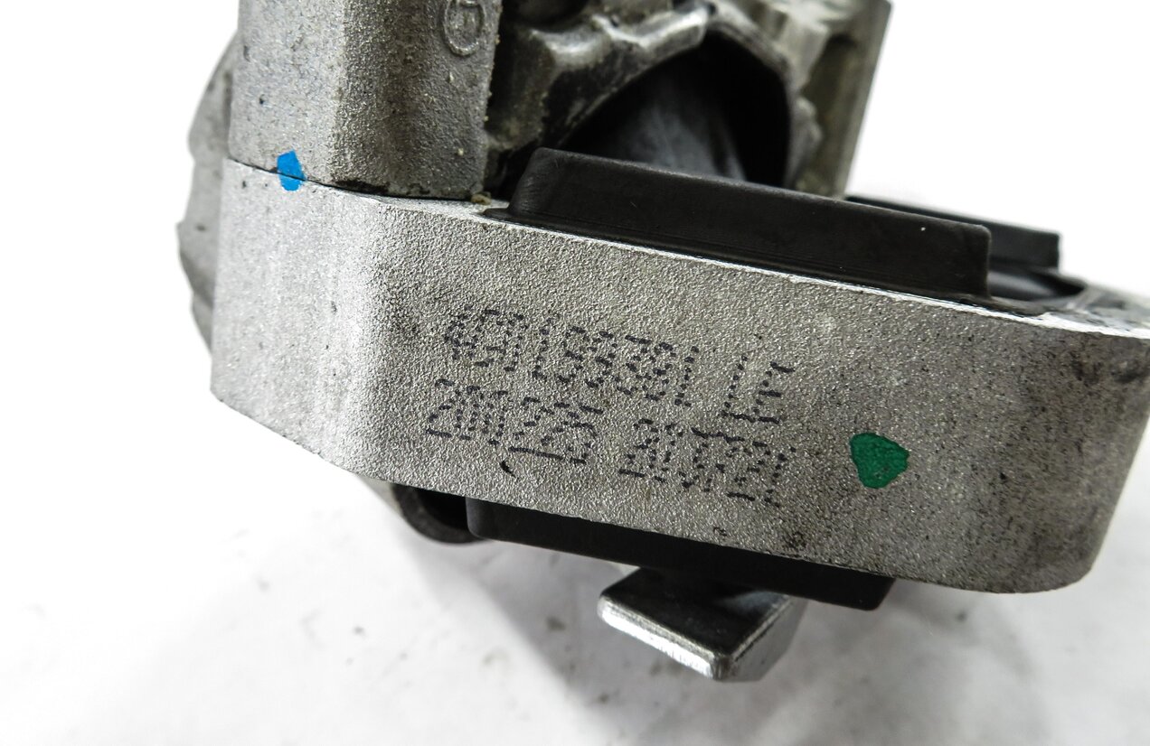 Thumbnail 4: 2012 AUDI A6 (C7) 3.0L CGXB SUPERCHARGED ENGINE- LEFT ENGINE MOTOR MOUNT