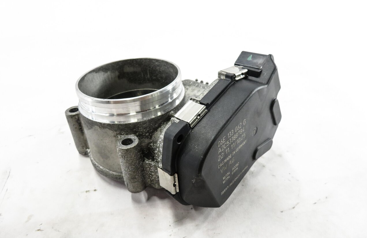 Thumbnail 2: 09-17 AUDI A4 A5 S5 S6 S7 S8 Q5 SQ5 (B8 8K 8T 8R C7) 3.0L / 3.2L - THROTTLE BODY