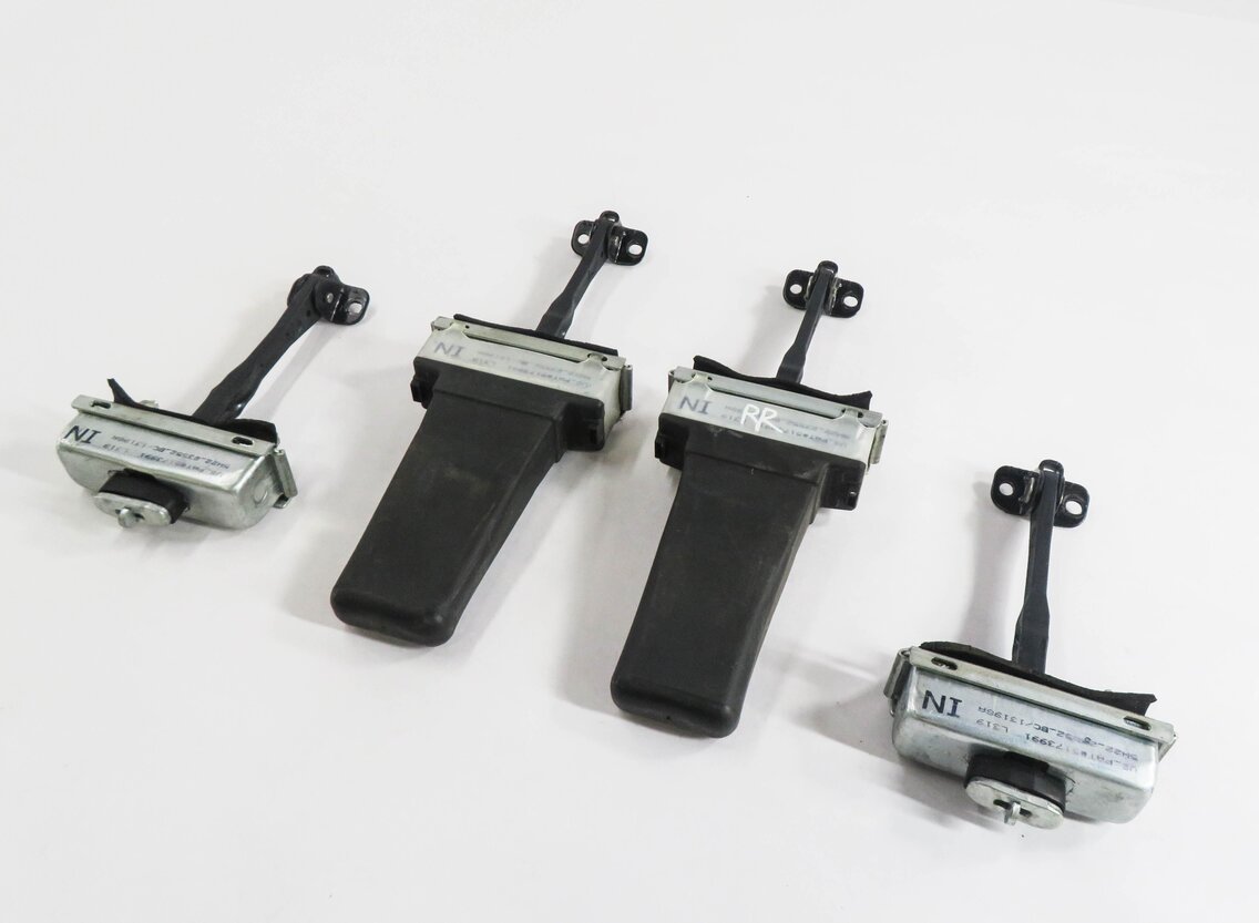 2013 LAND ROVER LR4 - FRONT & REAR DOOR STOP CHECK HINGE DETENT SET