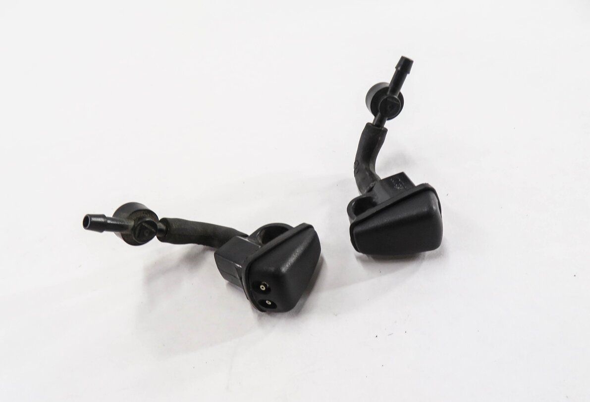 2013 LAND ROVER LR4 - WINDSHIELD WASHER SQUIRTER NOZZLE SET