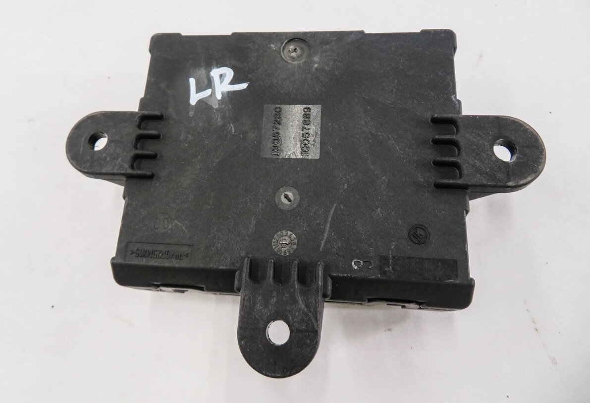 Thumbnail 3: 2013 LAND ROVER LR4 - LEFT SIDE REAR DOOR CONTROL MODULE