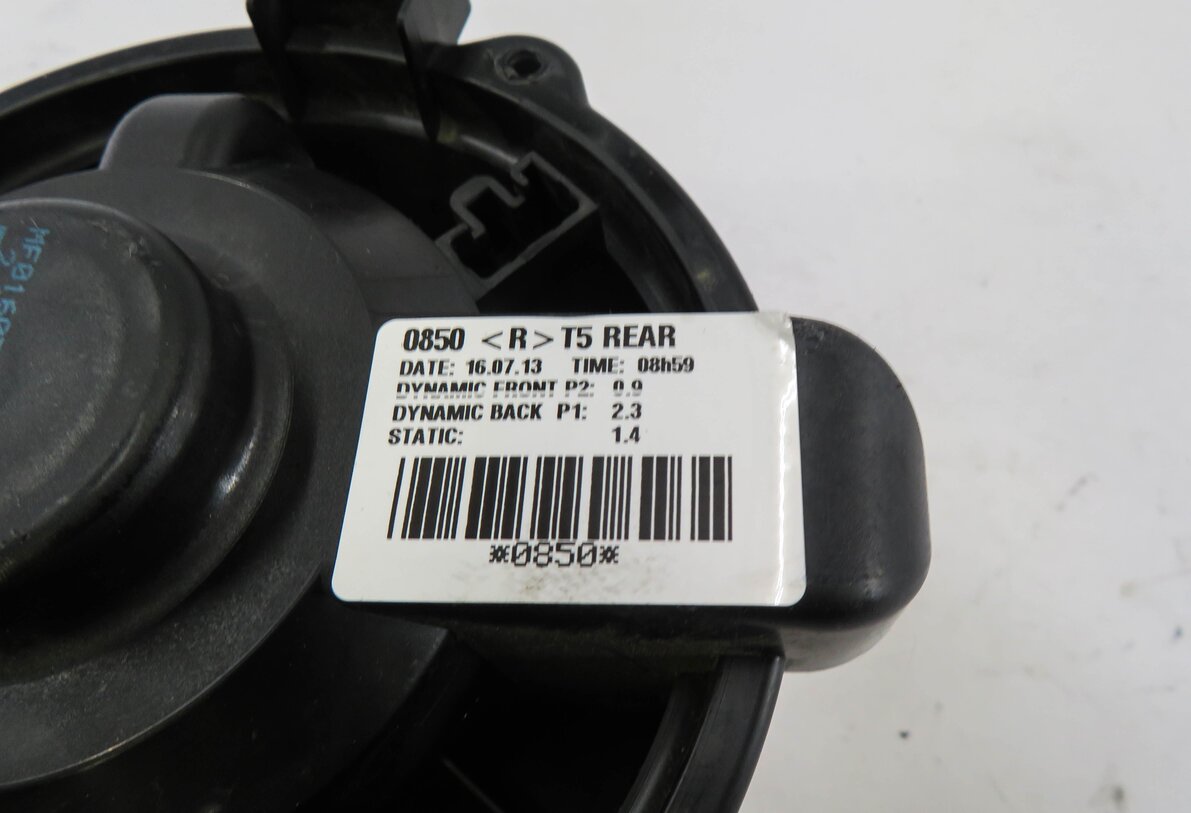 Thumbnail 4: 2005-2016 LAND ROVER LR3 LR4 - REAR HEATER A/C BLOWER FAN MOTOR