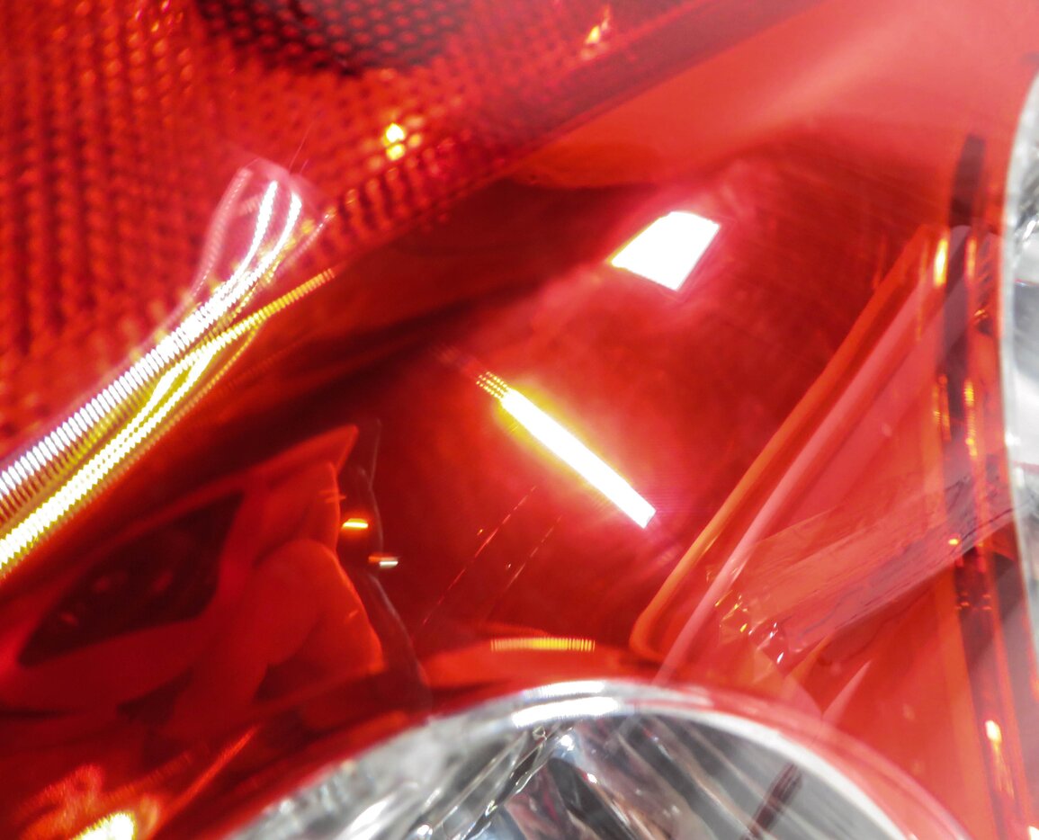 Thumbnail 6: 2010-2013 LAND ROVER LR4 - LEFT DRIVER QUARTER PANEL TAILLIGHT BRAKE LIGHT LAMP