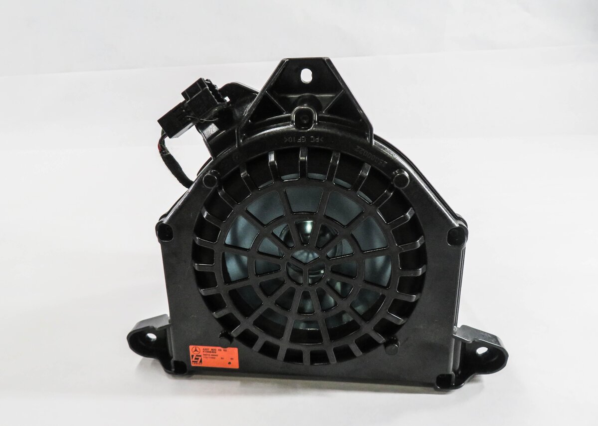 Thumbnail 4: 2014 MERCEDES E350 (A207) CONVERTIBLE - LOGIC 7 SUBWOOFER TWEETER SPEAKER SET