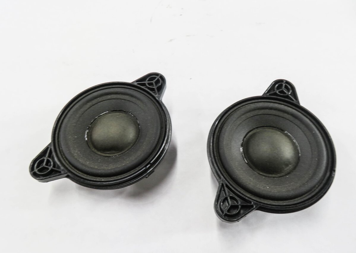 Thumbnail 8: 2014 MERCEDES E350 (A207) CONVERTIBLE - LOGIC 7 SUBWOOFER TWEETER SPEAKER SET
