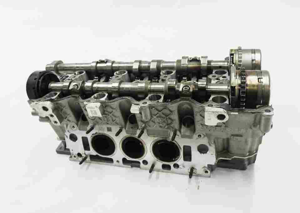 Thumbnail 3: 13-16 MERCEDES C350 E300 E350 E400 (A207 C207 W204) 3.5L - RIGHT CYLINDER HEAD