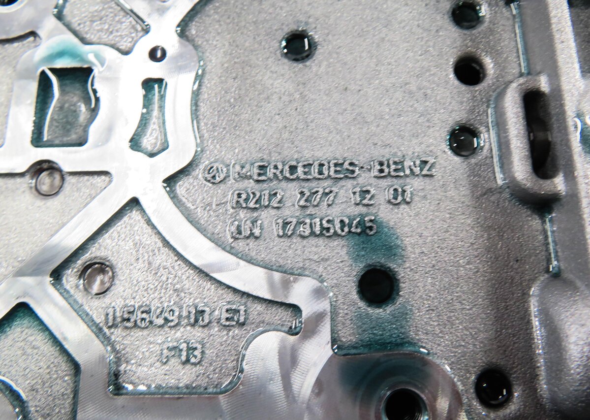 Thumbnail 7: 14-16 MERCEDES E350 (A207 C207 W207) RWD - 722.9 TRANSMISSION VALVE BODY BLOCK