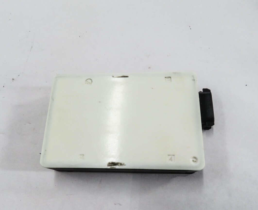 2014 MERCEDES E350 (A207 C207 W207) BLIND SPOT RADAR MODULE