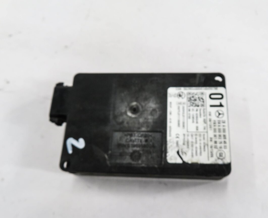 Thumbnail 2: 2014 MERCEDES E350 (A207 C207 W207) BLIND SPOT RADAR MODULE