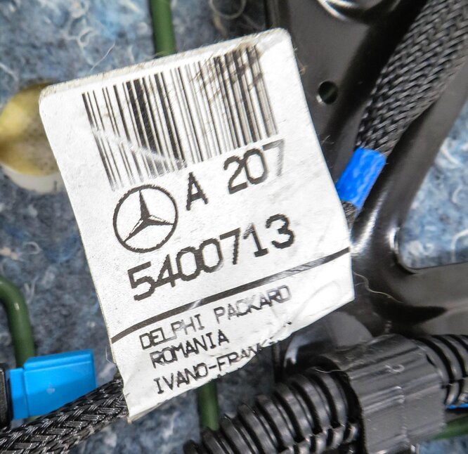 Thumbnail 6: 14 MERCEDES E350 (A207) CONVERTIBLE - PASSENGER LOWER BOTTOM HEATED SEAT CUSHION