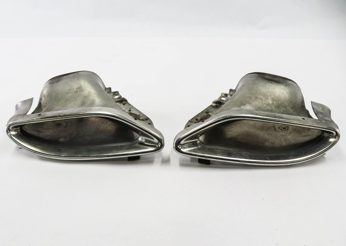 Thumbnail 2: 2012-2016 MERCEDES E350 (A207 C207 W207) AMG EXHAUST TIP SET