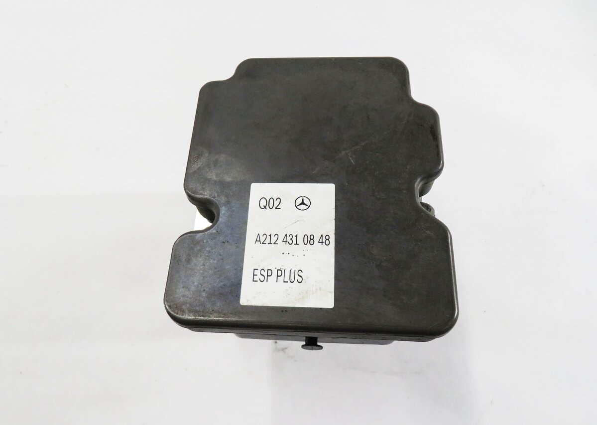 Thumbnail 4: 2014 MERCEDES E250 E300 E350 E550 (A207 C207 W207 W212) BRAKE PUMP w/ MODULE