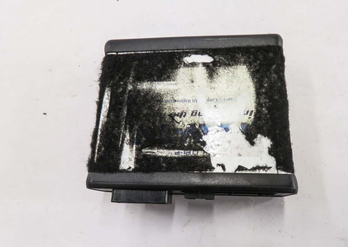 Thumbnail 2: 2008 PORSCHE CAYENNE (957) NAVIGATION TV CONTROL MODULE