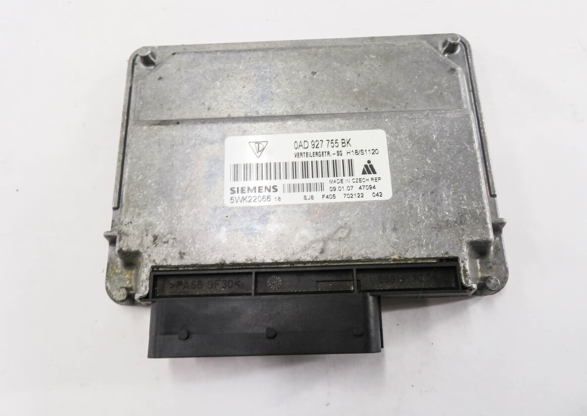 Thumbnail 3: 2008-2010 PORSCHE CAYENNE (957) A/T TRANSFER CASE CONTROL MODULE COMPUTER