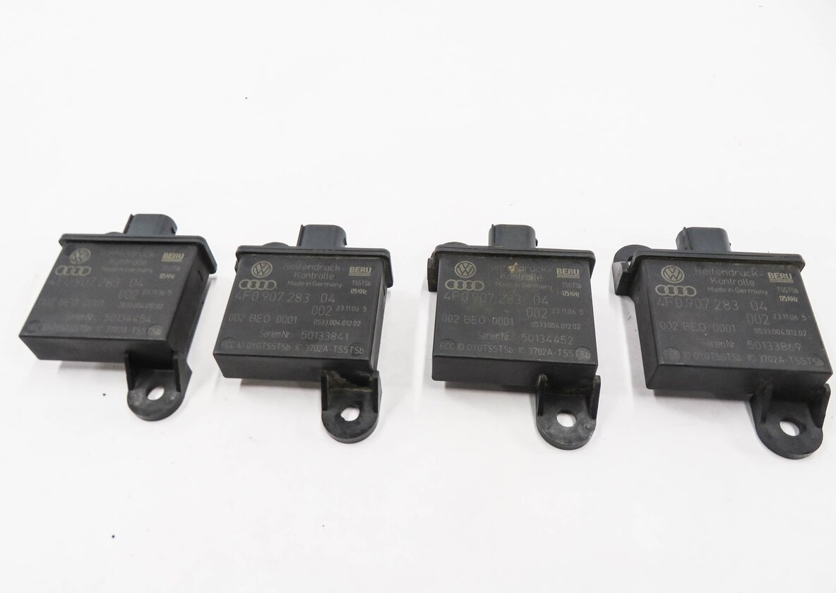 Thumbnail 2: 2008 PORSCHE CAYENNE (957) TPMS TIRE AIR PRESSURE SENSOR TRIGGER MODULE SET