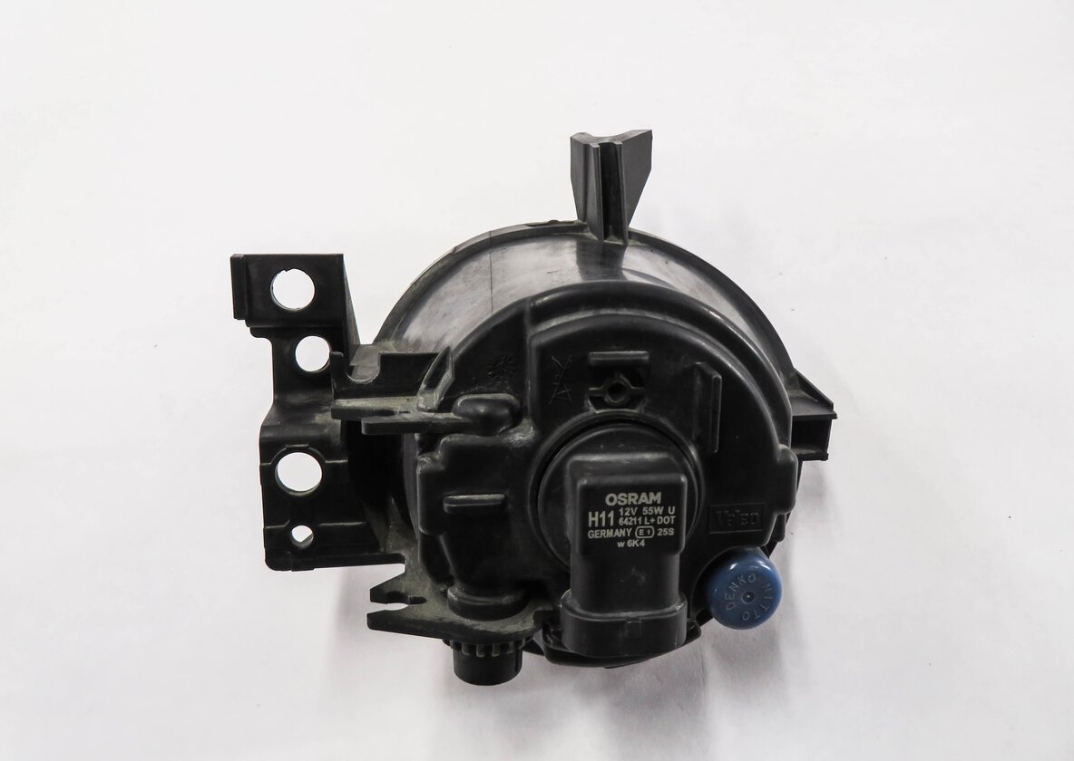 Thumbnail 3: 2008-2010 PORSCHE CAYENNE (957) RIGHT FRONT PASSENGER FOGLIGHT LIGHT LAMP