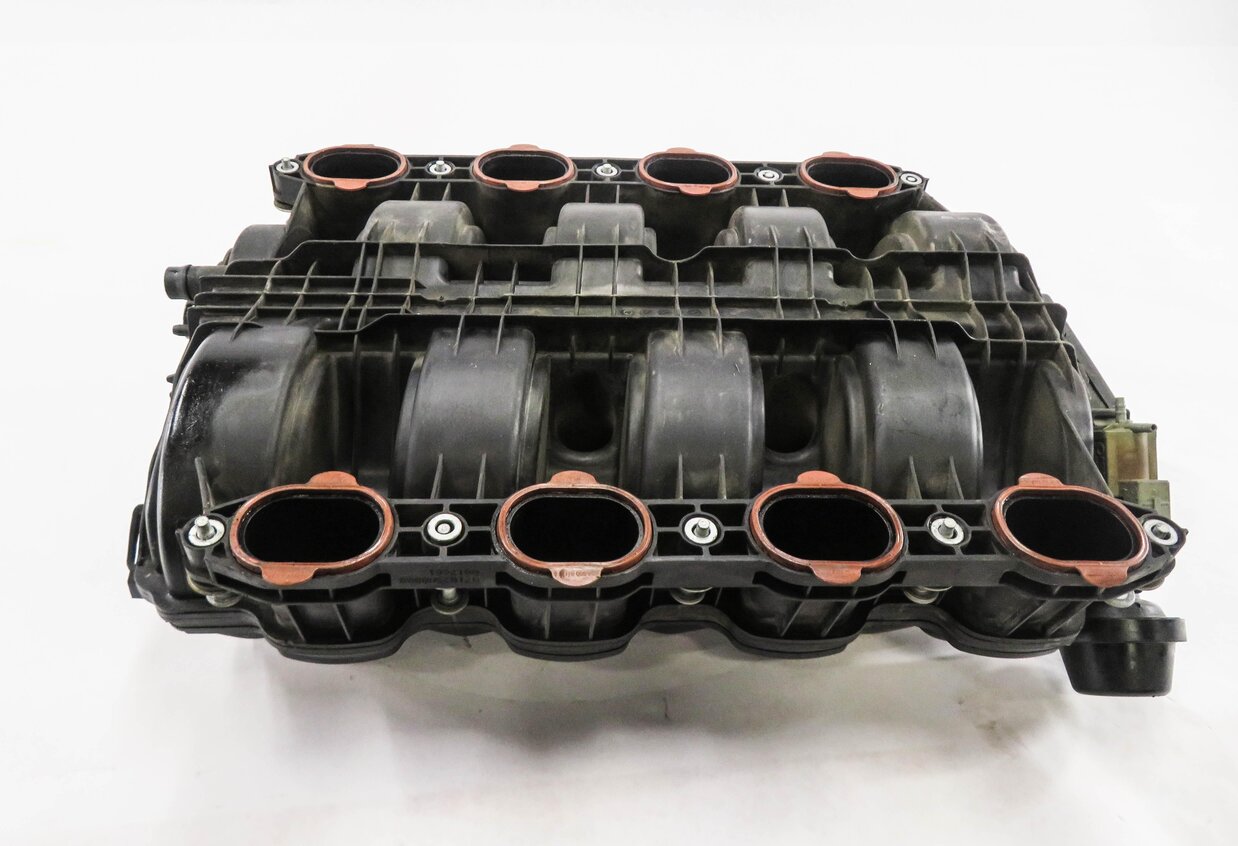 Thumbnail 5: 2008 PORSCHE CAYENNE (957) 4.8L M48 V8 *NON TURBO* INTAKE MANIFOLD (VIN B 5th)