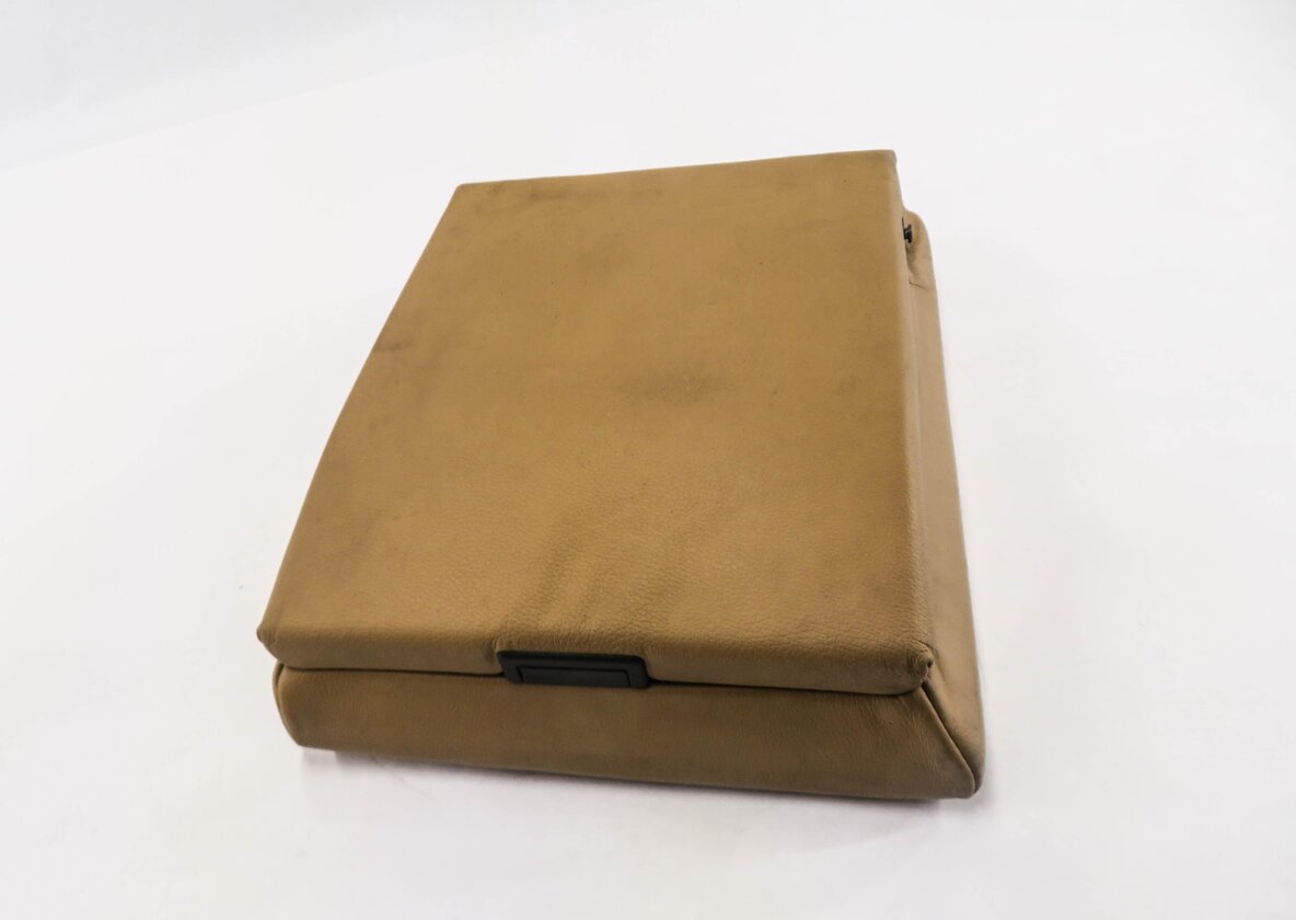Thumbnail 2: 2008 PORSCHE CAYENNE (957) REAR CENTER CONSOLE ARM REST COMPARTMENT (BEIGE)