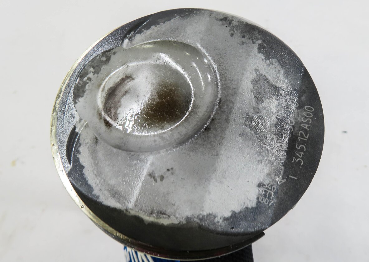 Thumbnail 4: 08-10 PORSCHE CAYENNE (957) 4.8L M49.01 ENGINE- LEFT PISTON w/ CONNECTING ROD