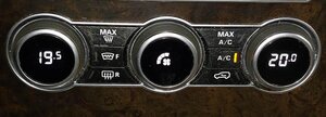 Thumbnail 2: 2013 RANGE ROVER (L405) FRONT HEATER A/C TEMPERATURE CLIMATE CONTROL PANEL