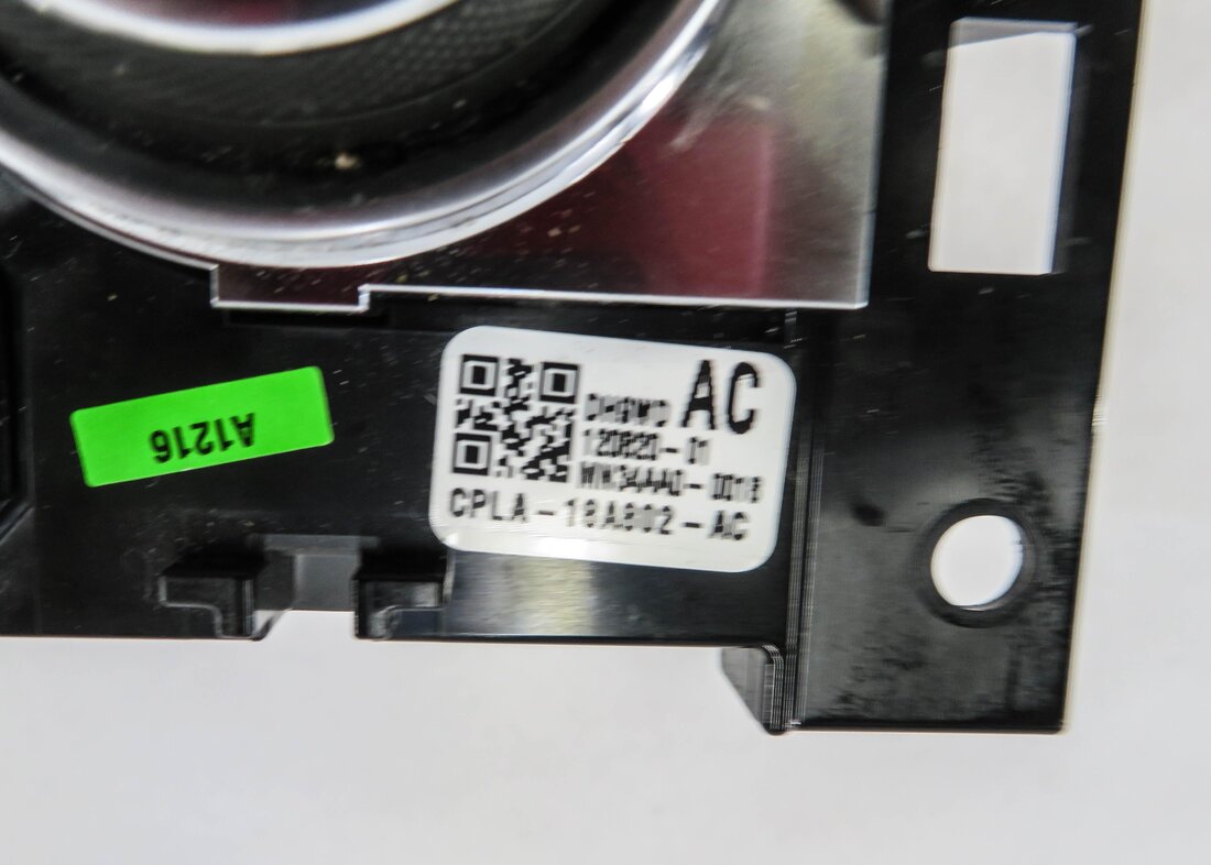 Thumbnail 5: 2013 RANGE ROVER (L405) FRONT HEATER A/C TEMPERATURE CLIMATE CONTROL PANEL
