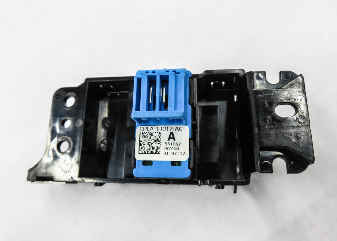 Thumbnail 4: 2013 RANGE ROVER (L405) RIGHT REAR DOOR LOCK SWITCH BUTTON
