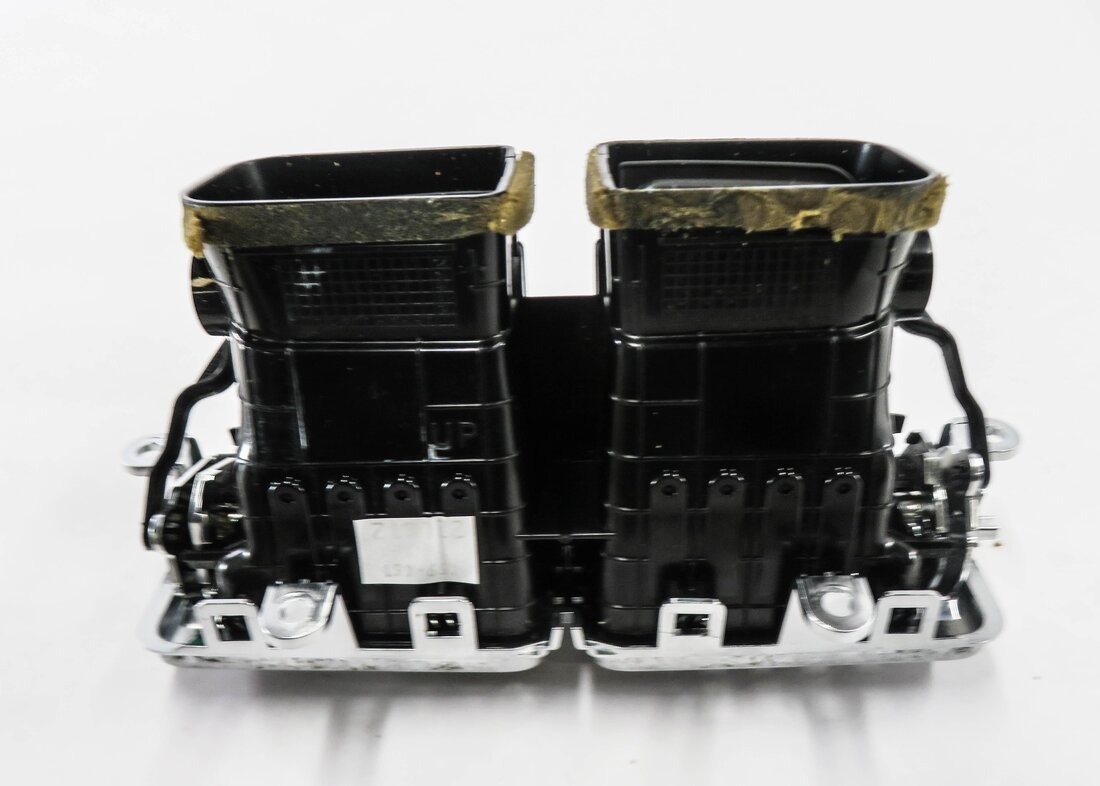 Thumbnail 4: 2013 RANGE ROVER (L405) REAR CENTER CONSOLE HEATER A/C AIR VENT