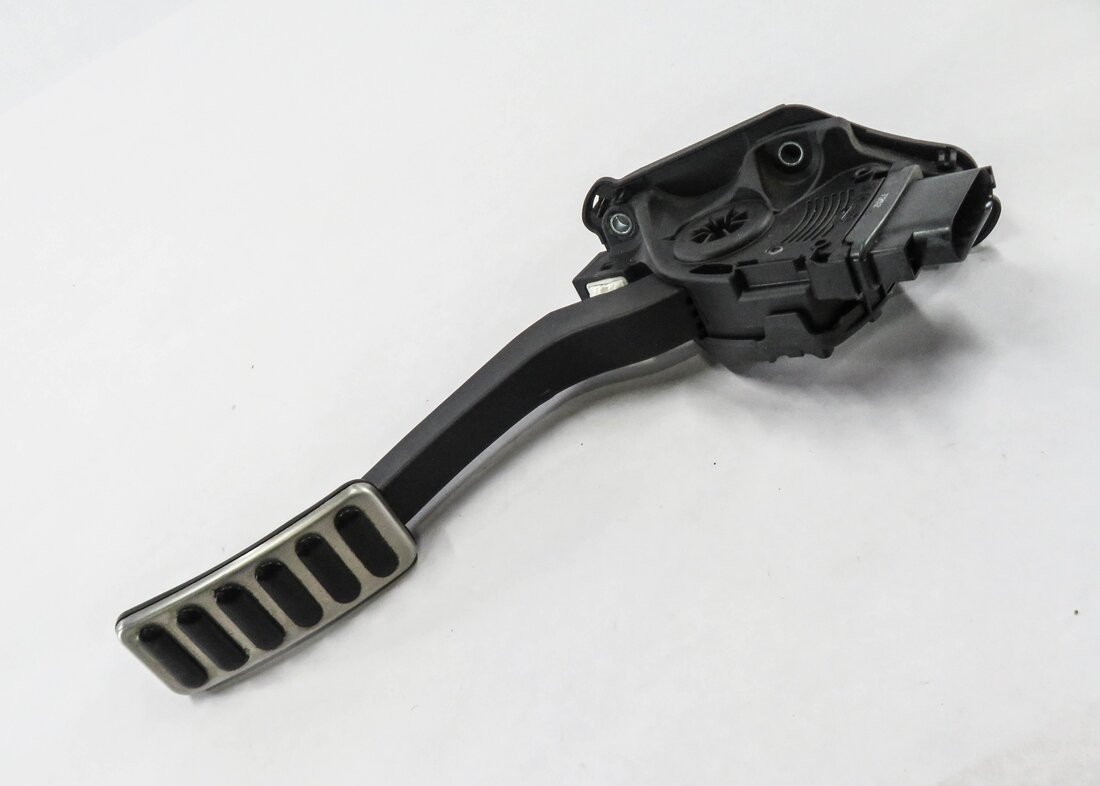 Thumbnail 1: 2013 RANGE ROVER (L405) GAS PEDAL