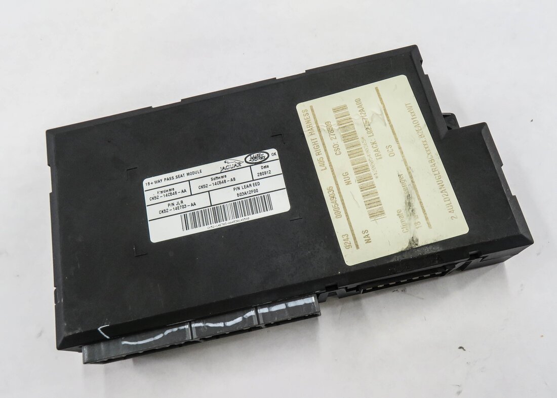 2013 RANGE ROVER (L405) RIGHT FRONT PASSENGER SEAT CONTROL MODULE