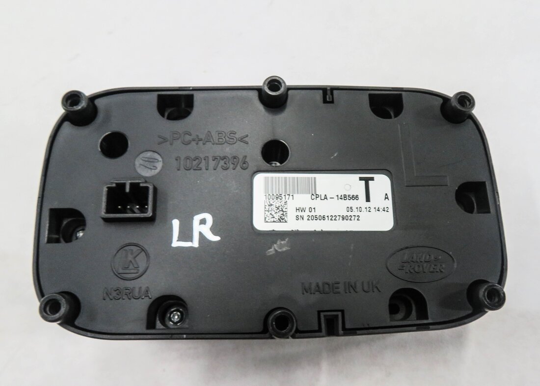 Thumbnail 4: 2013 RANGE ROVER (L405) LEFT REAR SEAT ADJUSTMENT SWITCH BUTTON