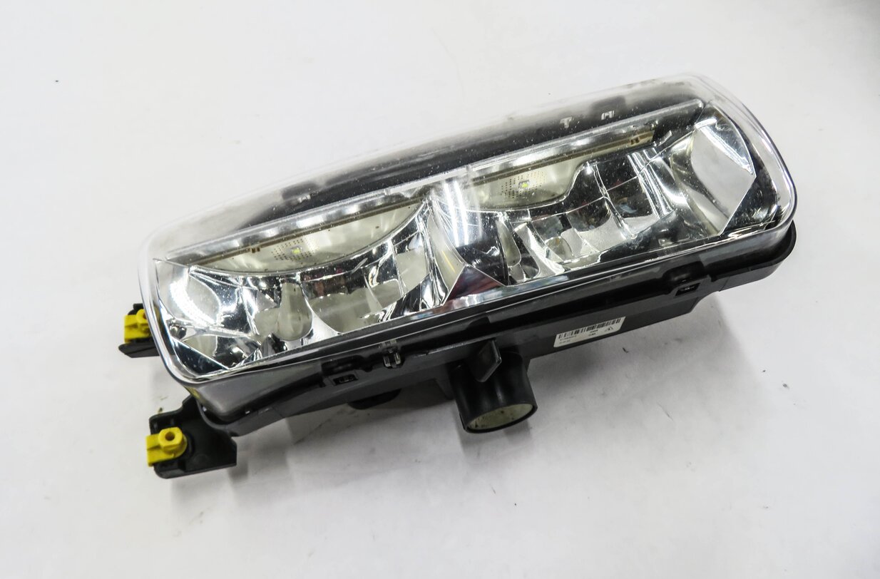 2013-2017 RANGE ROVER SPORT (L494) RIGHT FRONT PASSENGER LED FOGLIGHT LIGHT LAMP