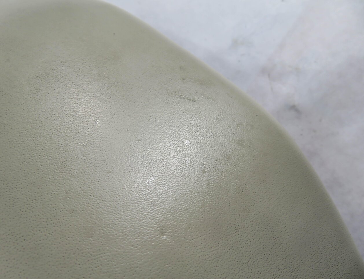 Thumbnail 6: 2013-2019 RANGE ROVER (L405) FRONT CENTER CONSOLE ARMREST LID (IVORY LEATHER)